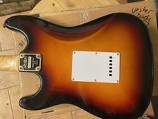 E-Gitarre Strat Mit Vester