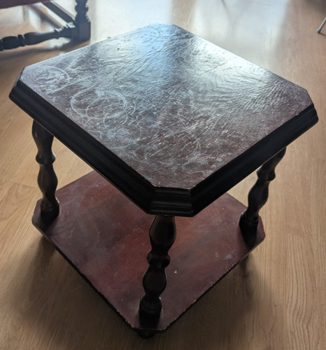 Kleiner brauner beistelltisch - brauner,