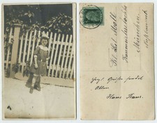 55050 - Girl in front of