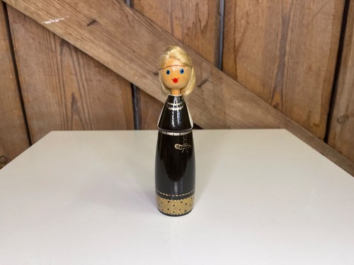 Vintage holzfigur dame - holzfigur,