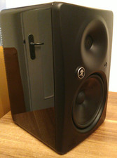 Mackie HR 824 MKII