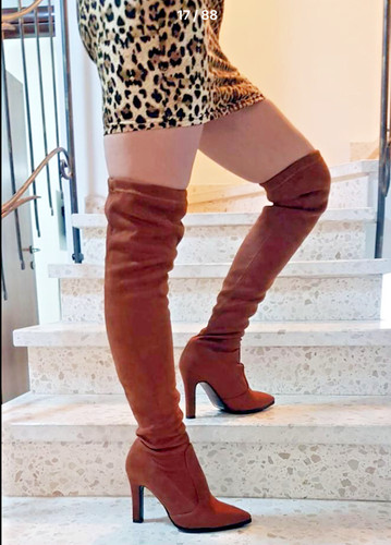Overkneestiefel für schlanke