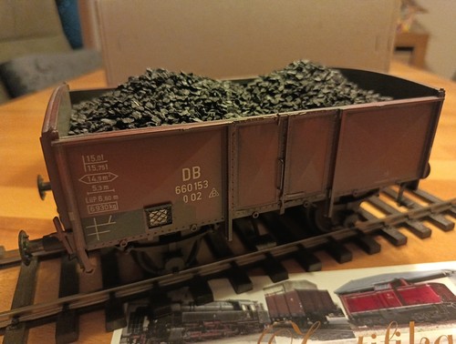 Wagen eins spur - /,