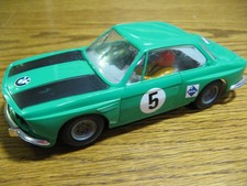 Carrera 124 BMW in grün mit schwarzen Streifen - sehr guter Zustand