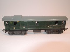 ++ H62 H0 Märklin 341 4achsiger Packwagen grün Blech Gussdrehgestelle