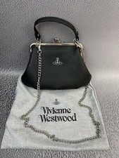 NEU Vivienne Westwood