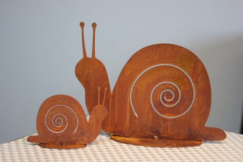 Schnecken aus metall - aus,