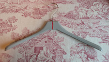 Prada Kleiderbügel -