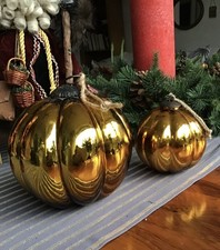 2 alte Biedermeier Kugeln sehr