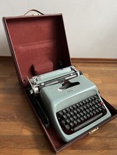 Olivetti Studio 44 Typewriter