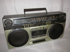 SHARP GF-5757 BOOMBOX GHETTOBLASTER RCR Radiorekorder 80er Cassette Radio lesen!