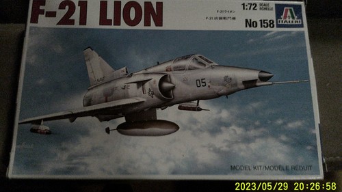 Italeri 158 21 lion - no,
