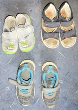 3 Paar Schuhe für Kinder