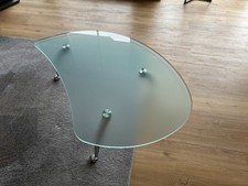 Zeitloser  Wohnzimmertisch