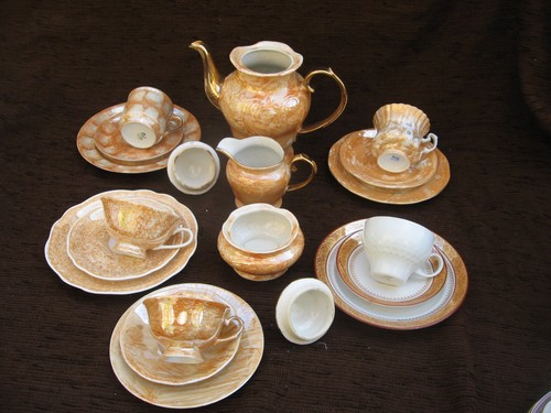 Kaffeekern mit sammeltassen - kaffeekern,
