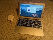 Apple MacBook Air 11, Anfang