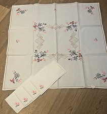 Mittel tischdecke gestickt - mittel,