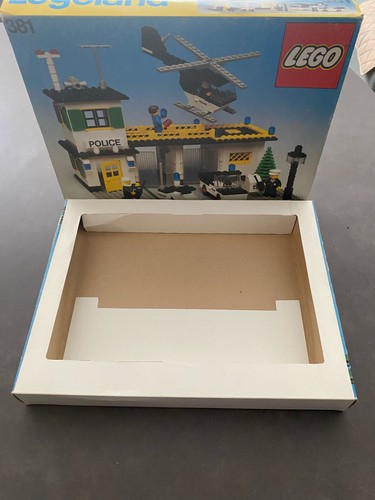 Lego town 381 - town, polizeistation
