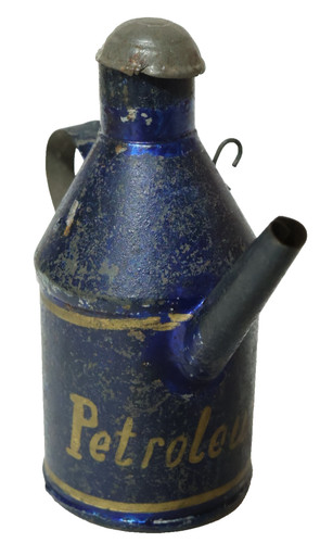 Alte petroleumkanne petroleum - petroleumkanne,