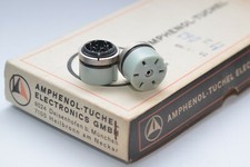 6-pol Gross-Tuchel Buchse Typ T3042 für Neumann U47 Röhren-Mikrofon-System, NOS