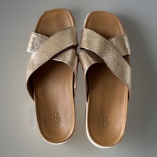 UGG Emily Sandalen Pantolleten