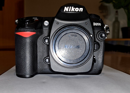 Nikon d200 dslr - d200, body