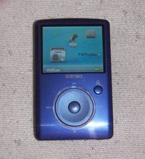 SanDisk Sansa Fuze  (4GB)