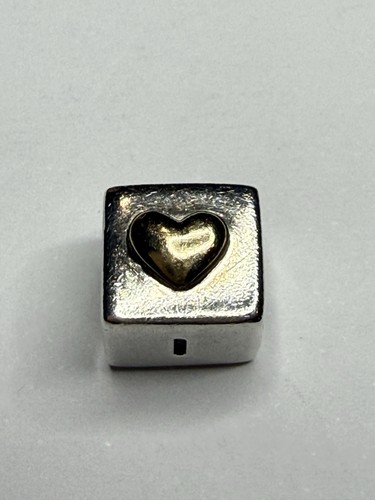 Retired authentic pandora - pandora, i