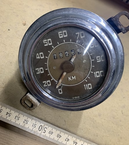Vdo tachometer instrument - tachometer,