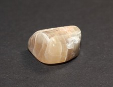 Mondstein Sammlerstein beige