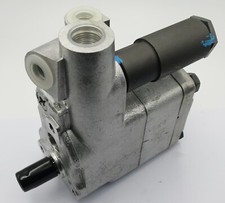 MF Hydraulikpumpe