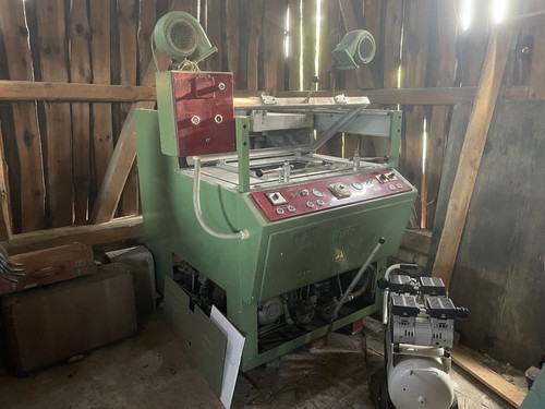 Illig ua100 tiefziehmaschine - ua100, j