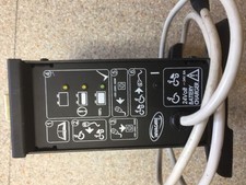 Invacare Ladegerät 24V 8A für Seniorenmobil Elektromobil