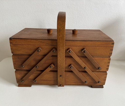 Nähkasten holz dunkel - nähkasten-holz,,