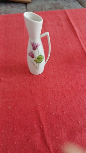 Vase weiß mit alpenveilchen - mit,