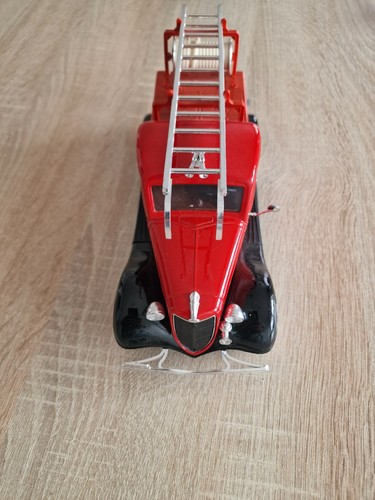 Solides ford pick up - 1/19,