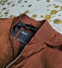 Bershka Gr. XS Bomber-Jacke