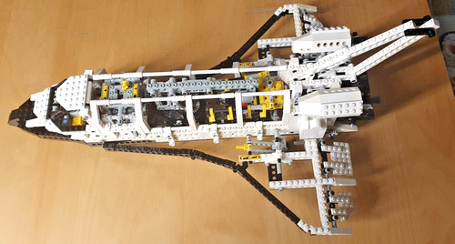 Lego 8480 space shuttle 100 - lego,