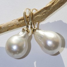 White South Sea Cultured Pearl