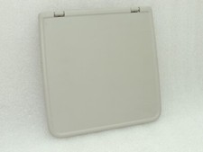 Original Chrysler Grand Voyager V Sitzverkleidung mit defekt 1JA971S3AA