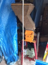  Kunststoff-Schneidmühle Granulator Shredder 2,2 KW Ersatzmesser gebraucht