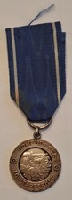 (F037) Finnland - Tapferkeitsmedaille Silber 1941 am Band / mehrfach gepunzt