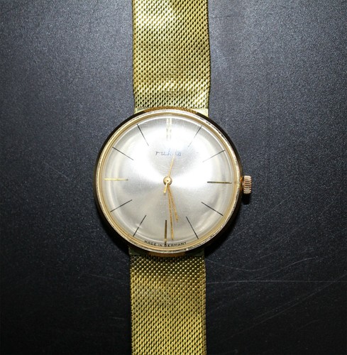 Alte armbanduhr ruhla - armbanduhr,