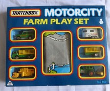 RARE VINTAGE MATCHBOX MOTORCITY FARM PLAY SET MC-802