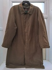 HARRODS WELLINGTON OF BILMORE Herren Trenchcoat & herausnehmbares Innenfutter, olivgrün.