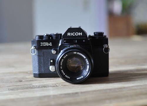 Ricoh 35mm film camera w - 35mm, w/