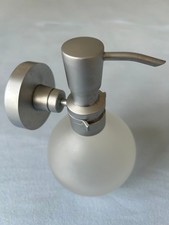 Seifenspender, Wandspender, super Zustand,Edelstahl (vermutlich) matt, Glas matt