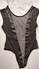 Erotischer schwarzer Body mit