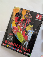 Topps Bundesliga Sticker 25/26, 1 x Hardcover Album + 100 nur ver. Sticker