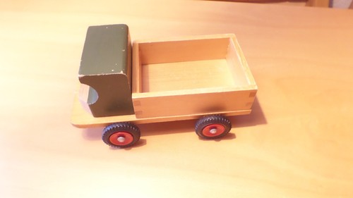 Nva lkw aus holz - aus,